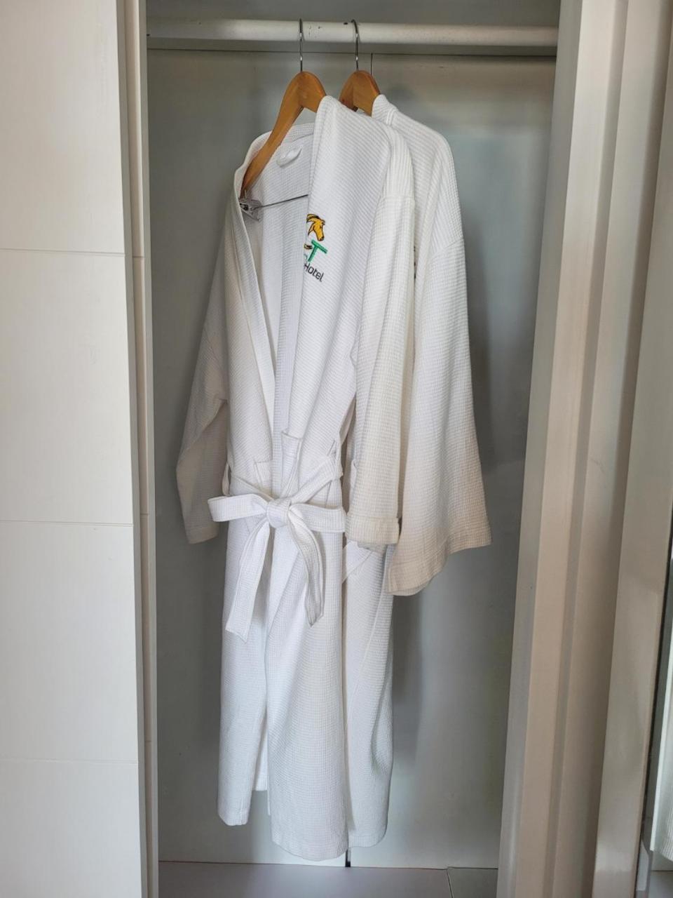 Khach San Hau Giang Hotel Vi Thanh Kültér fotó